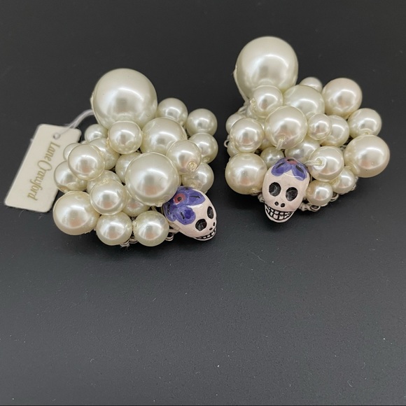 Venessa Arizaga Walking On Pearls Shoe Jewelry - Picture 2 of 5